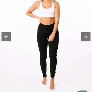 Zyia Ascend Joggers XL